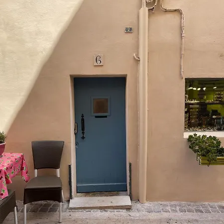 Du Pecheur A A 10 Metres Du Port Cassis